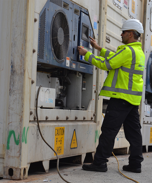 Reefer machinery repairs and diagnostics